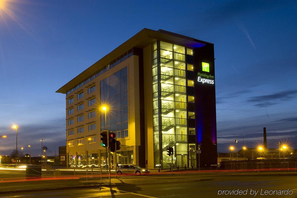 Holiday Inn Express Lincoln City Centre, An Ihg Hotel Exteriör bild